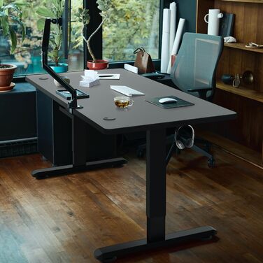 Стіл з регульованою висотою 140 x 70 см з кабельним лотком, Електрично регульований по висоті стіл для роботи стоячи з USB-портом, Комп&39ютерний стіл, Ергономічний стіл для роботи сидячи та стоячи, Офісний стіл, Чорний 140 x 70 см