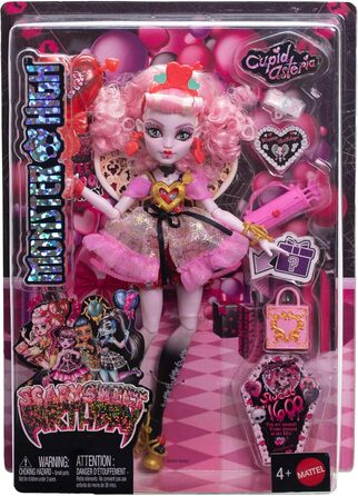 Лялька Monster High Scary Sweet Birthday, Купідон Астерія, у рожево-червоній святковій сукні з тематичними аксесуарами, такими як запрошення, повітряна кулька, подарунок тощо, JBG77 Рожевий/Червоний