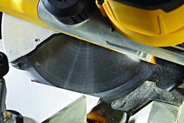 Панельна пила Dewalt 250 мм DWS778 (1850 Вт, регулювання косинки 50 вліво і вправо, максимальна глибина різання 85 мм, розміри пил